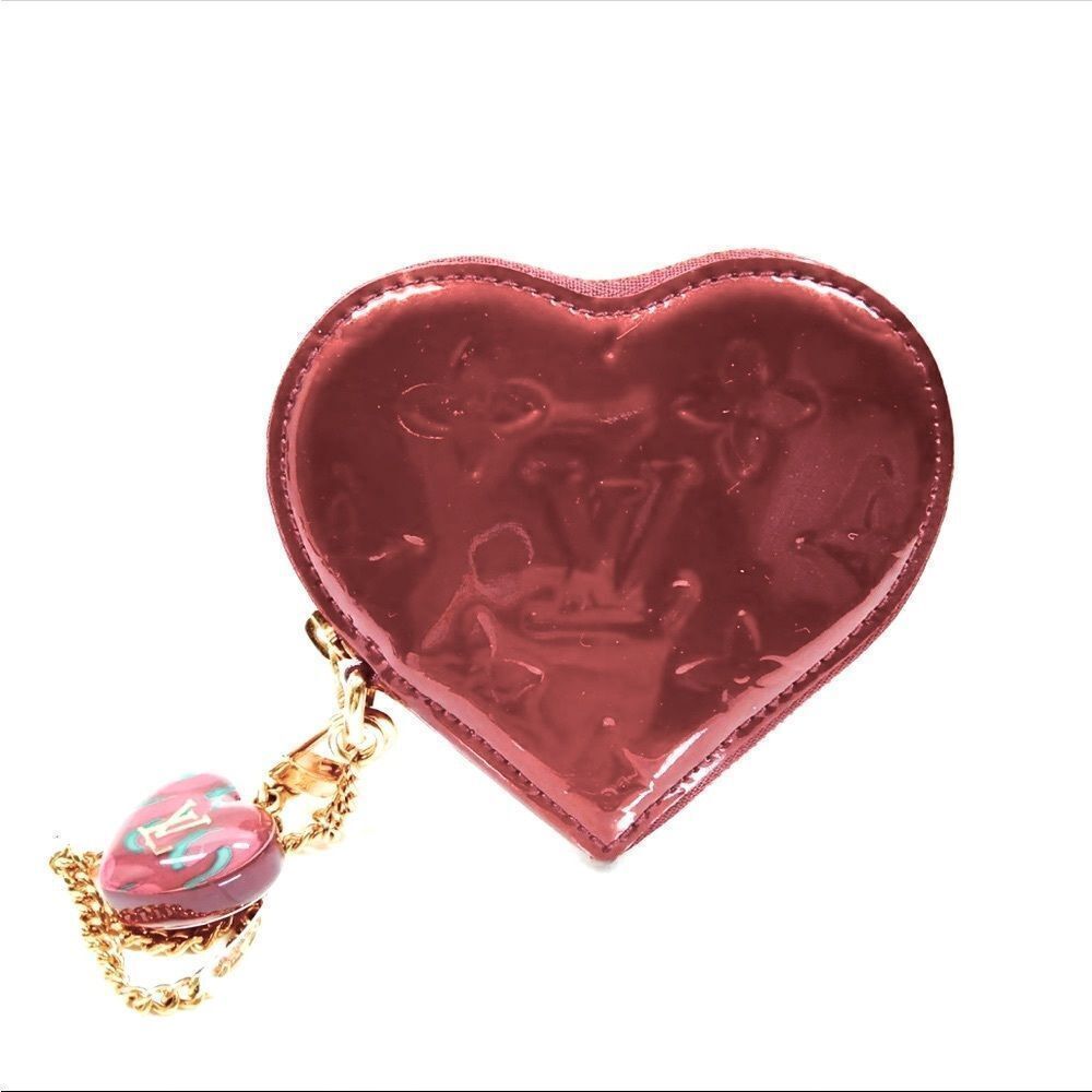 Auth Louis Vuitton Monogram Vernis Coeur Heart Coin Purse Pomme D'Amour